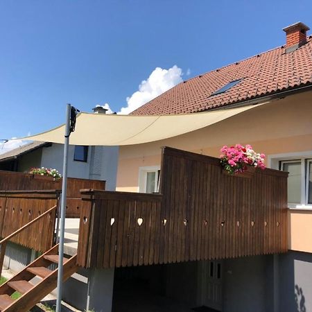 Apartma Kreda Mojstrana Bagian luar foto